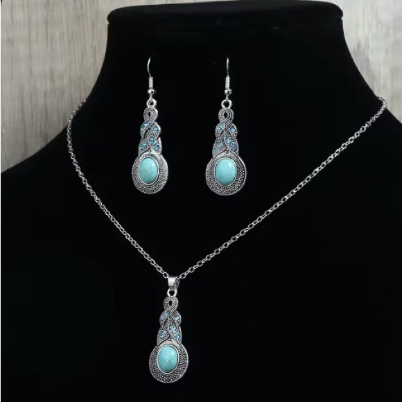Silver Turquoise Necklace Earrings Set - Picture 1 of 1